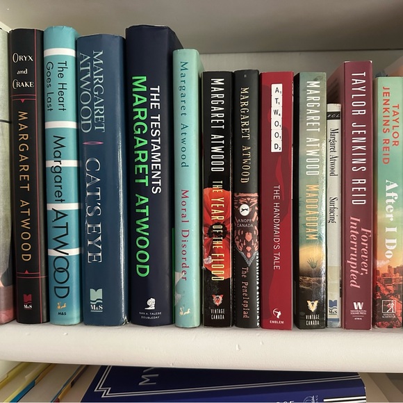 BOOKS! 3 for $12 Dozens of Titles - Picture 6 of 14